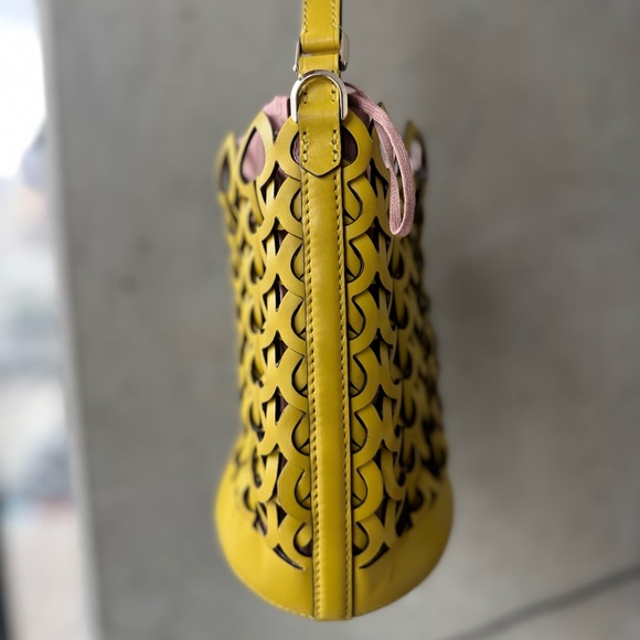 Yellow Kate Spade Dorie Small Bucket Bag - Picture 3 of 11